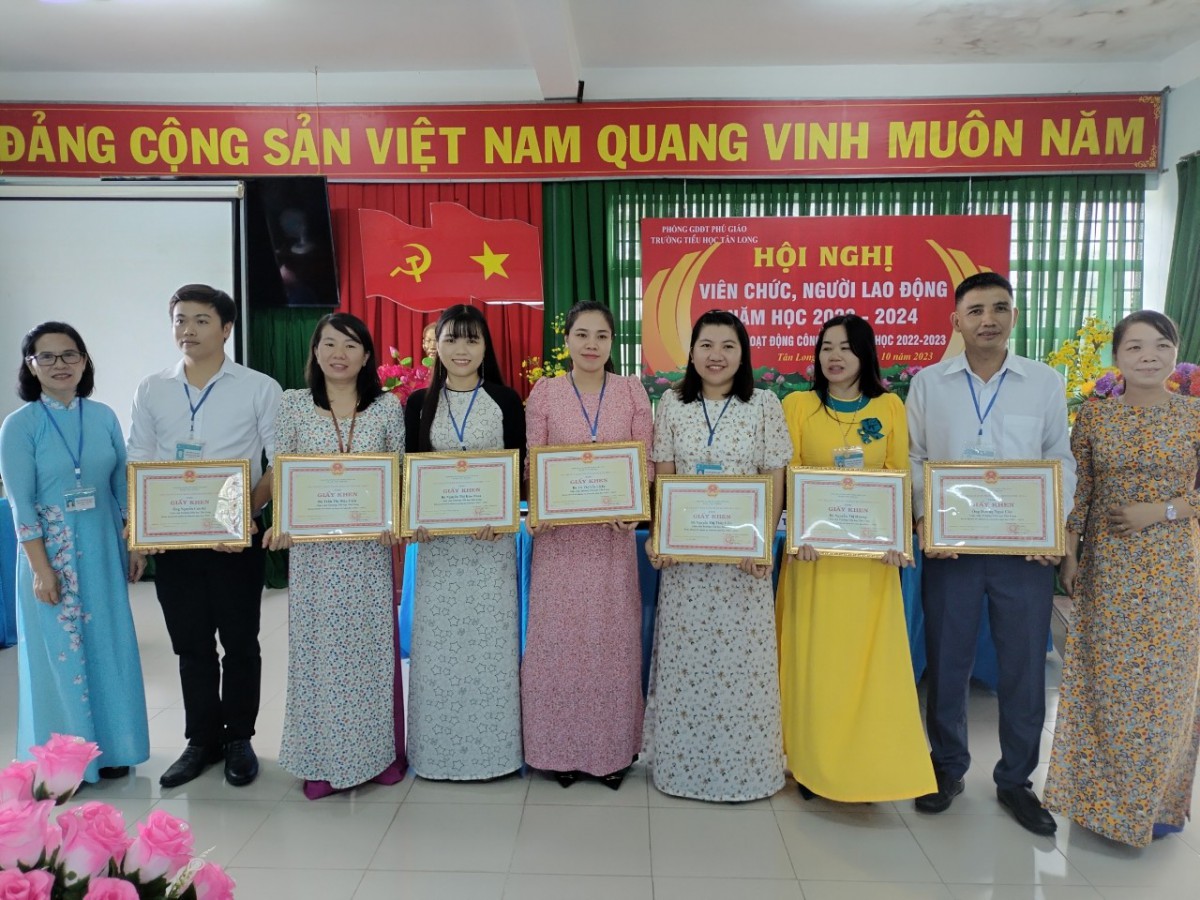 z4765766339254_27fabf56e00dc6d063af11578ca4193a