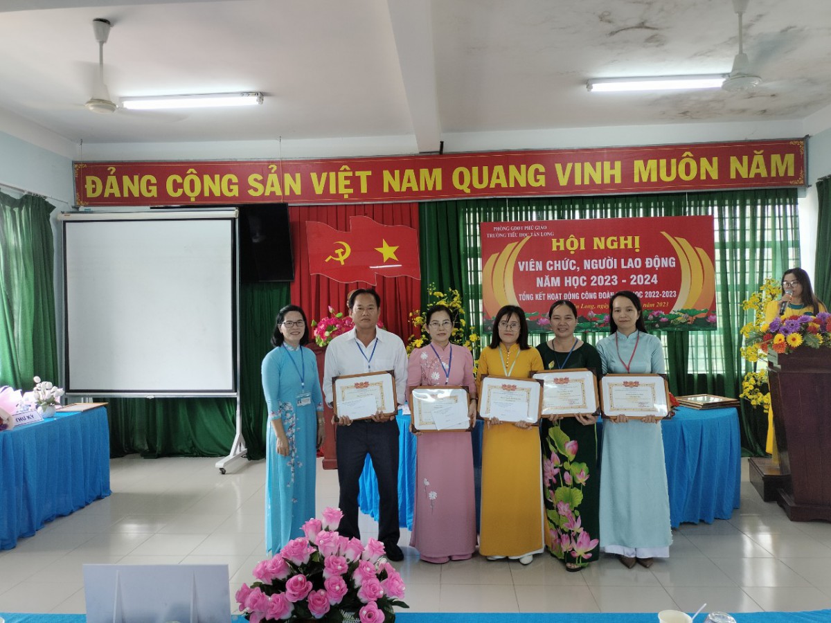 z4765766341434_25c37fd50f48dc2efff4163d3be1ad3b