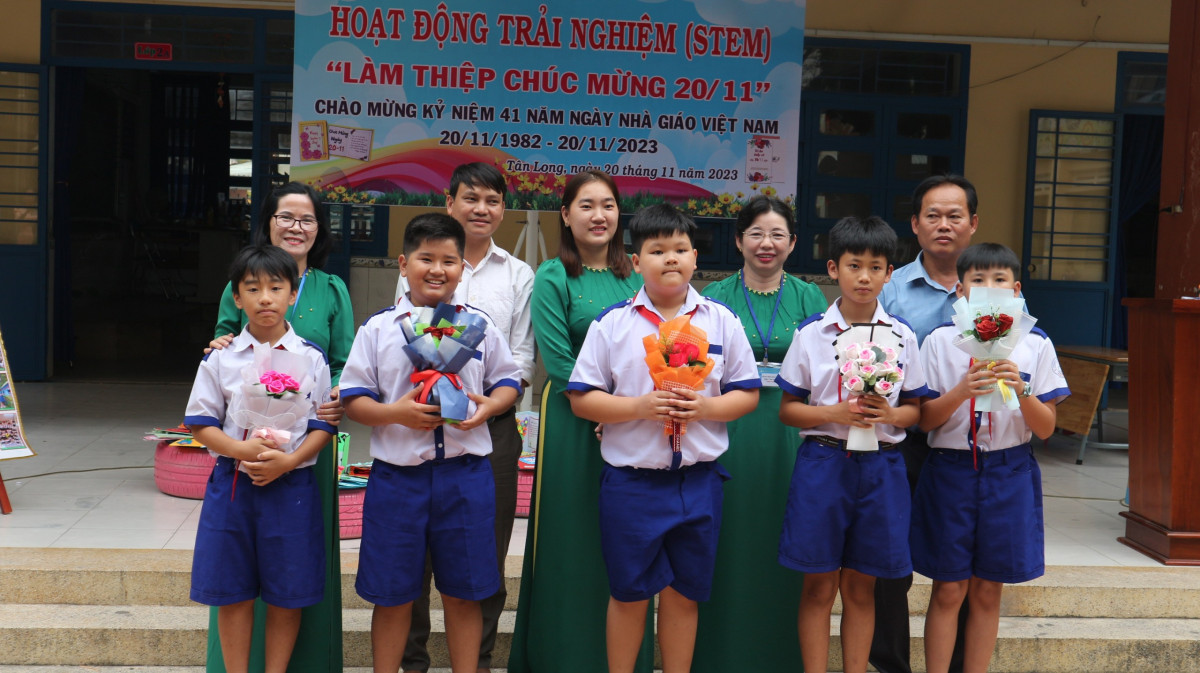 z4898941554029_10afa7d956b3a80733aadc573305aff9