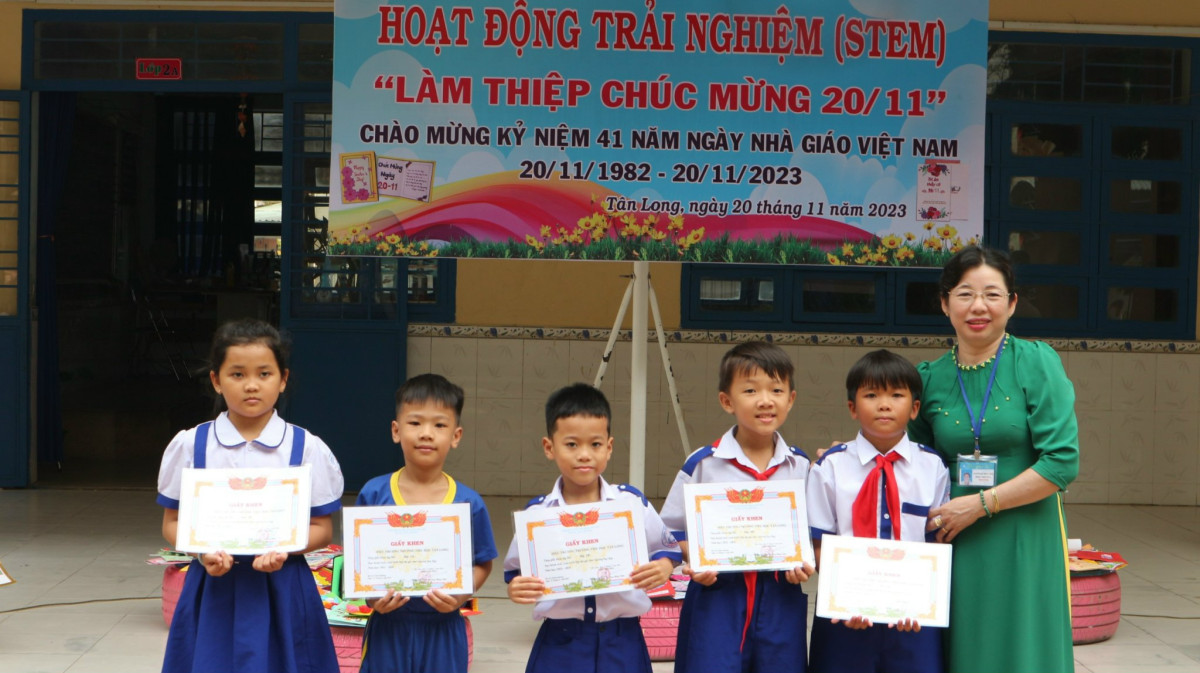 z4898941632215_3facc36c72122cf35e93a27d0cc468f0 - Copy - Copy - Copy