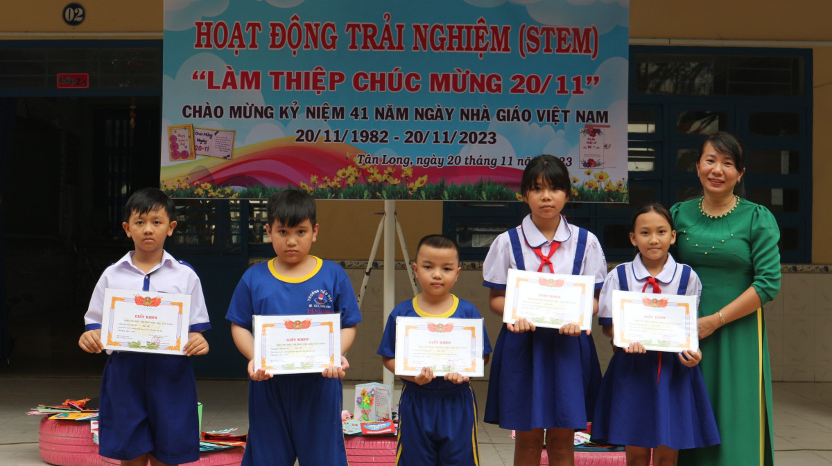 z4898941640008_0387434b330c5399696dab70c0dfde2b - Copy - Copy - Copy