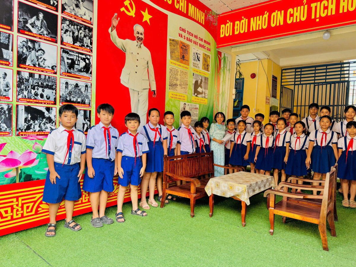 5ec575f607b1b2efeba0