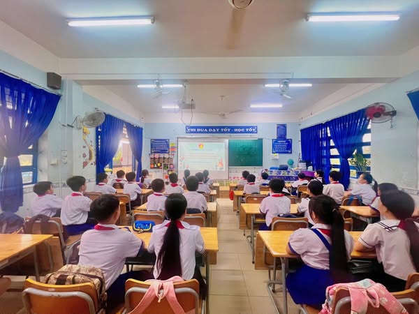 549377638_1300374415114872_5459632117263422216_n