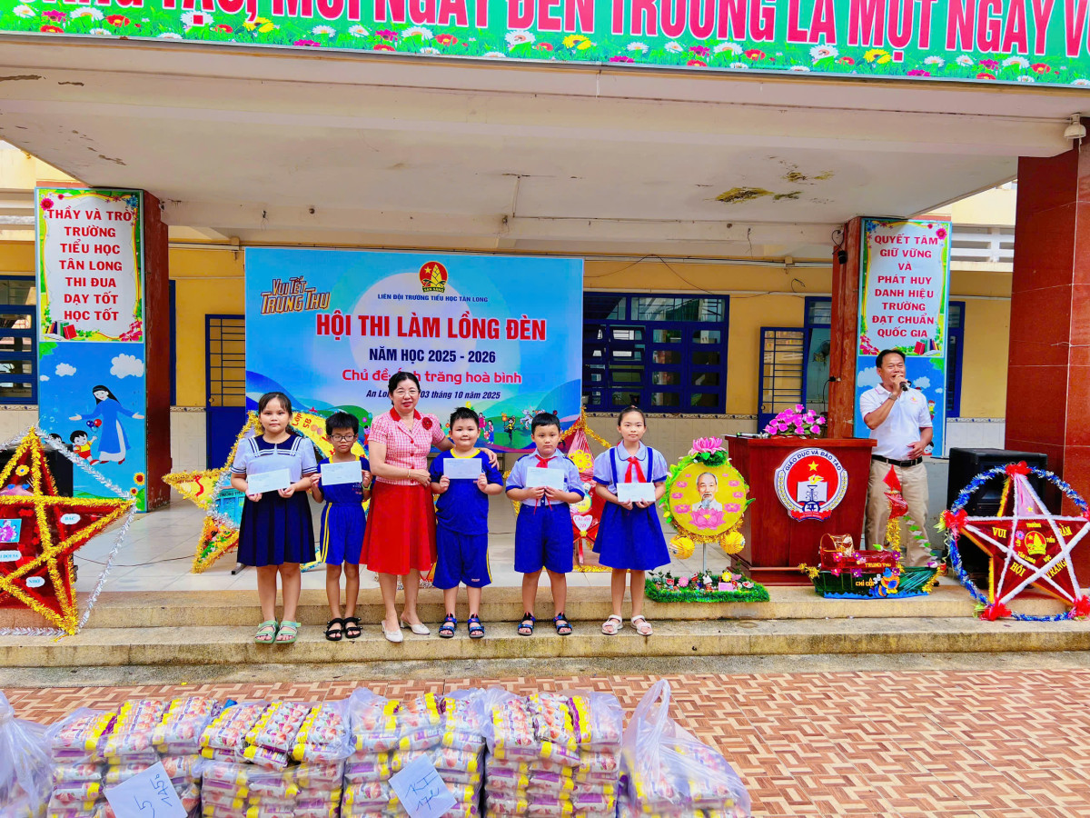 z7077664285972_db65def7d7f376960e5cd62c23d5aaa7