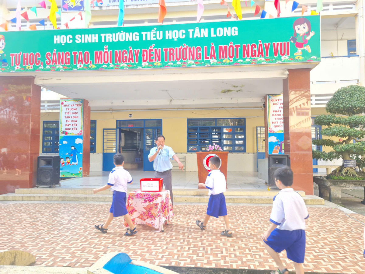 z7085544902958_b23fdc299e8dd82f2186c0c715345820