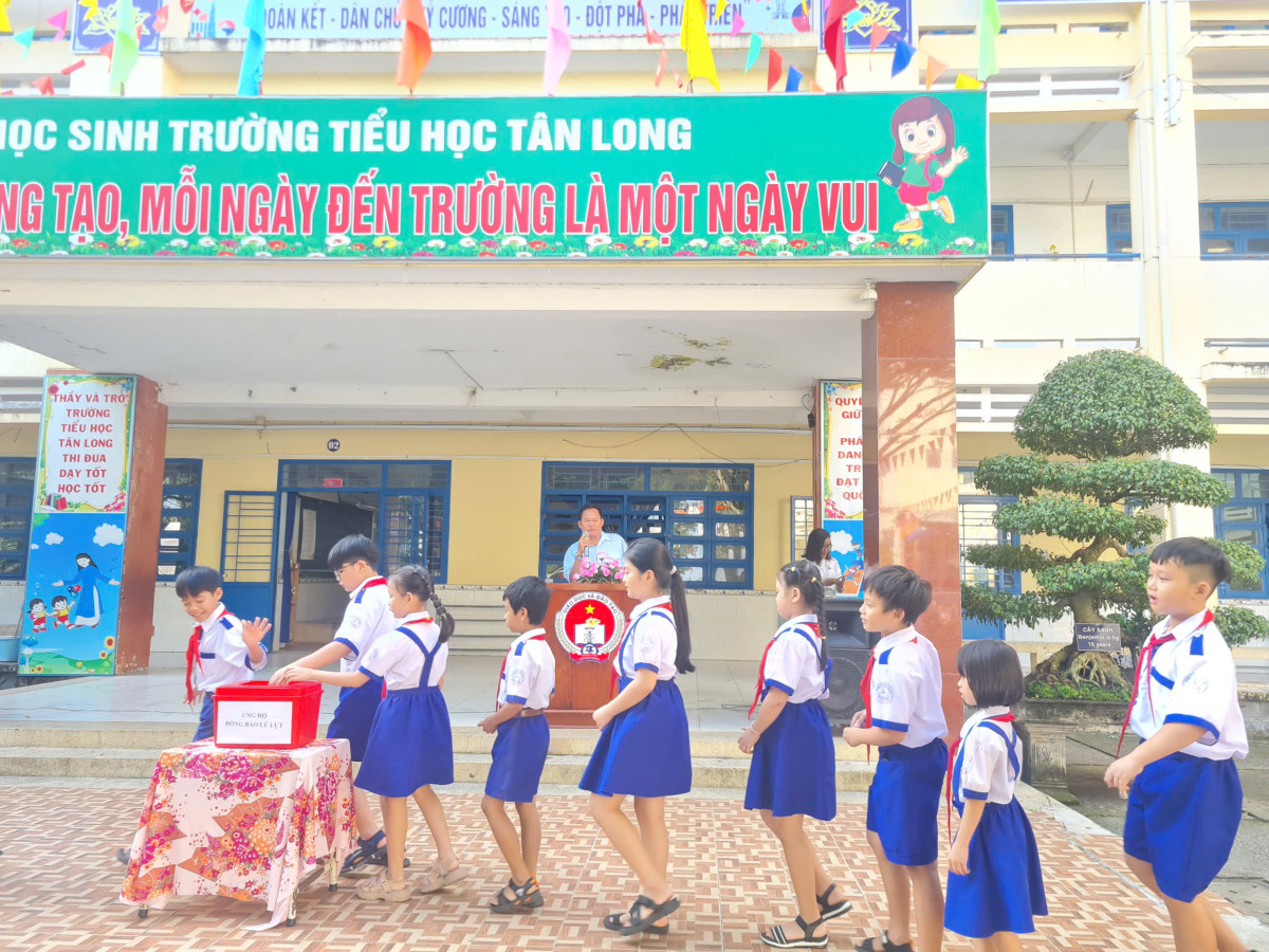 z7085544962077_63f1a3c52a58d99b9446ba884b3c382b