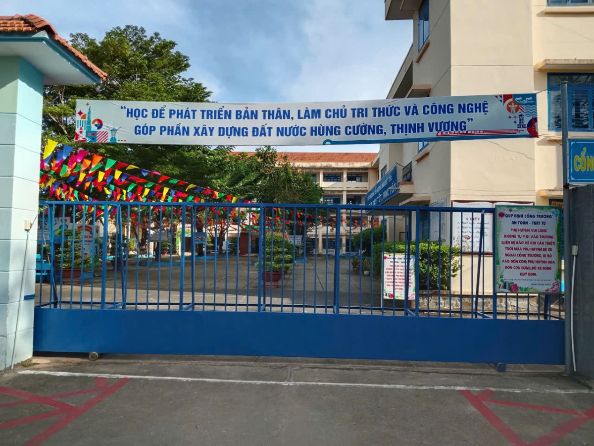 z7110620724742_b693f777ad94cd2219ac1d73a8db8ea4